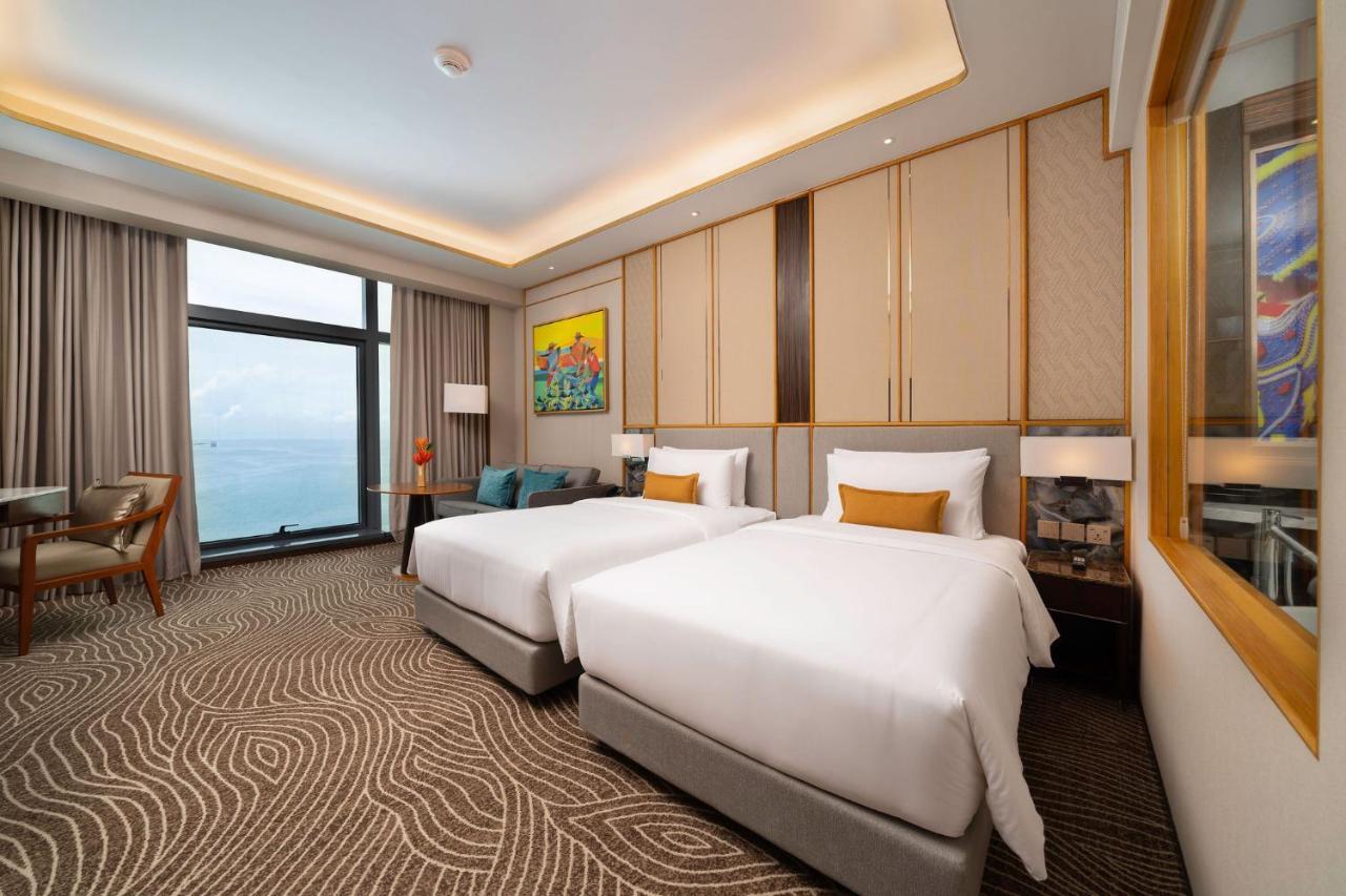 Fili Hotel At Nustar Cebu Екстериор снимка