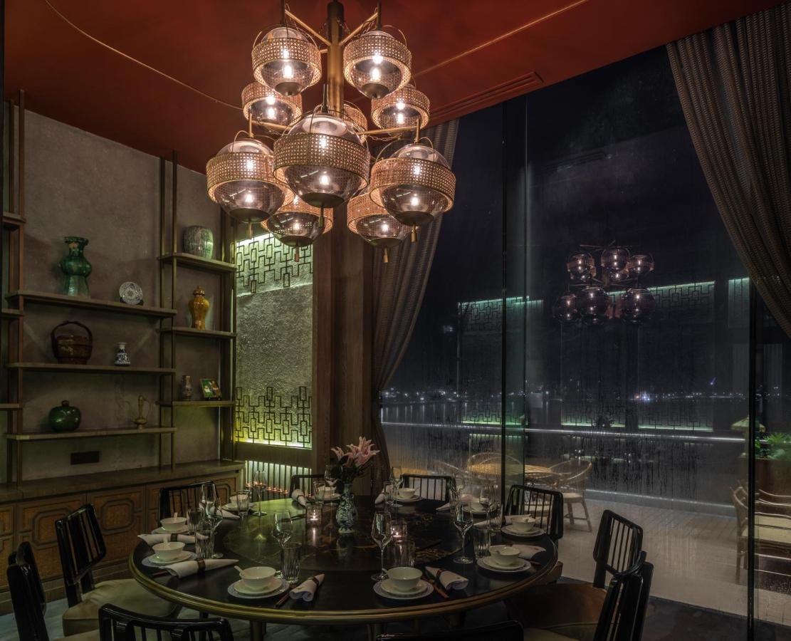 Fili Hotel At Nustar Cebu Екстериор снимка