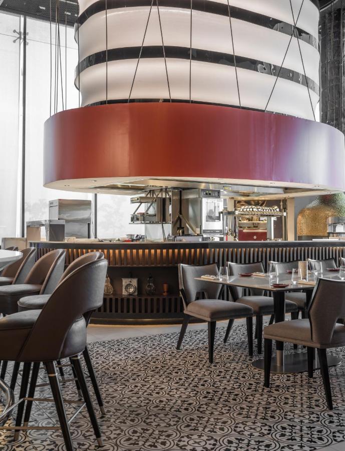 Fili Hotel At Nustar Cebu Екстериор снимка