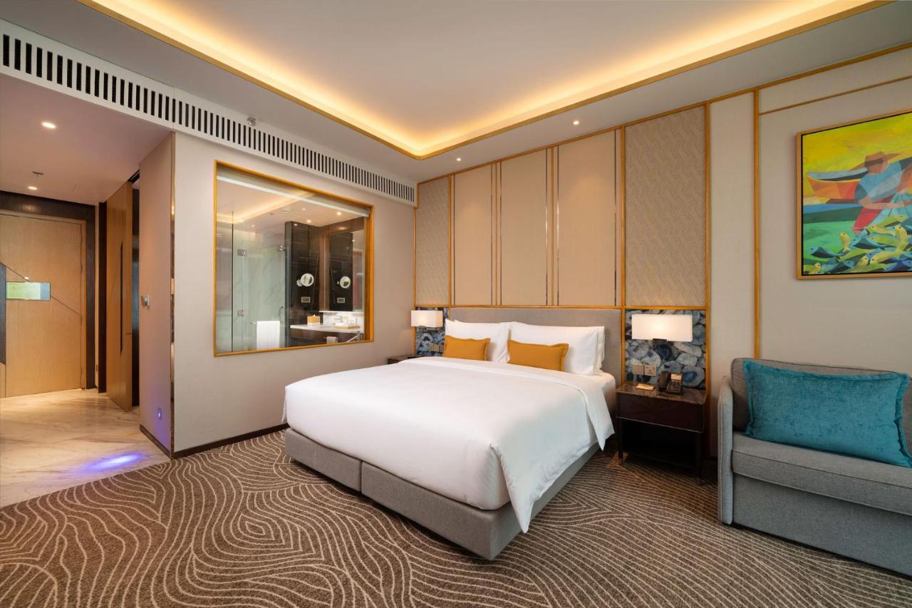 Fili Hotel At Nustar Cebu Екстериор снимка